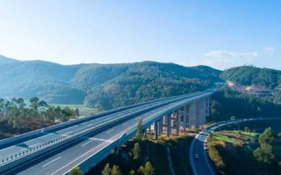 云南省楚姚高速沿线供水设施项目